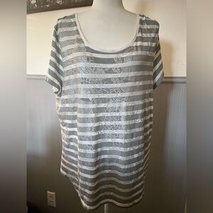 Chico’s Zenergy Gray Striped Metallic Top / Size: 3 (XL) / Spring / Summer